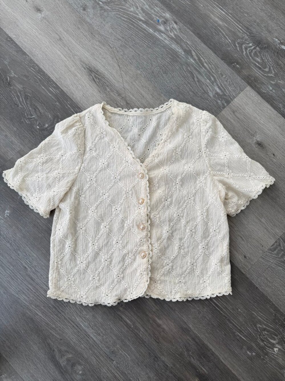 Cream Eyelet Lace Blouse with Pearl Buttons, Short Sleeve, Size M